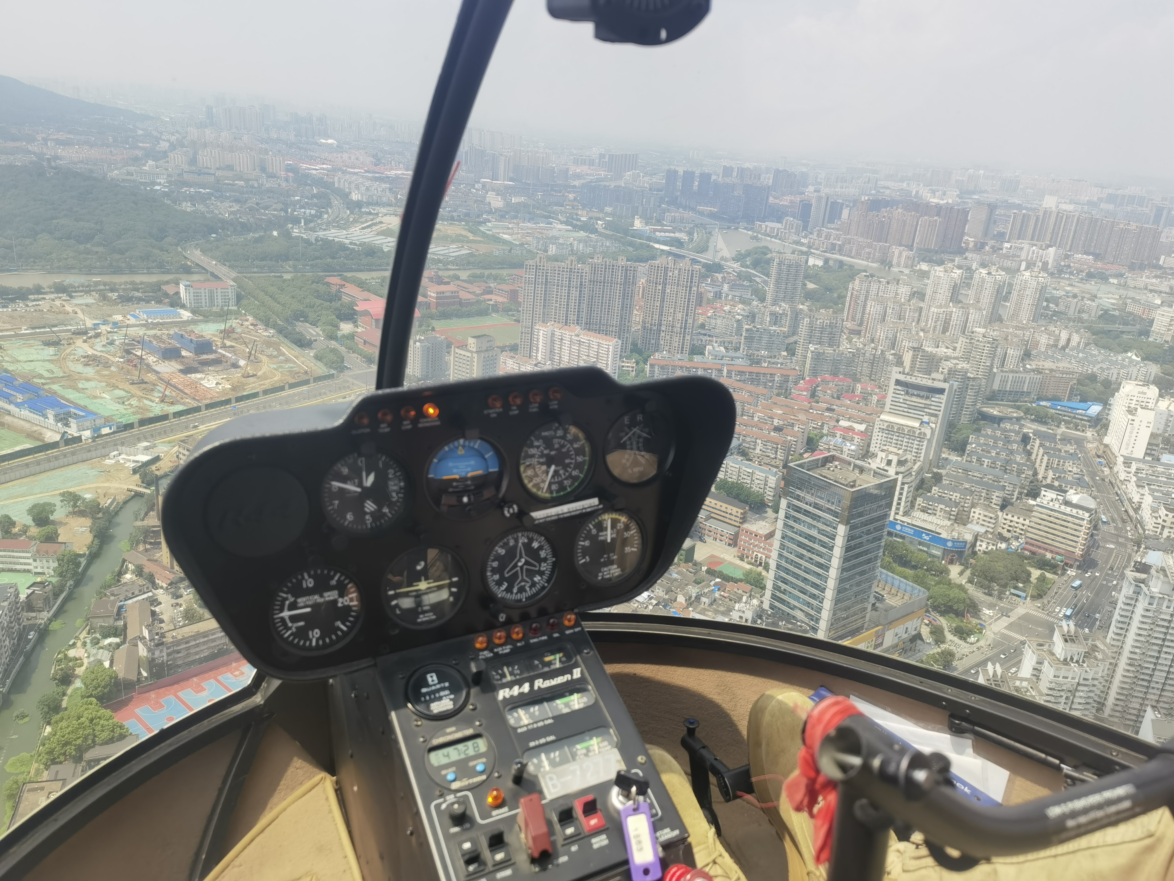 4人座活塞类直升机商照培训